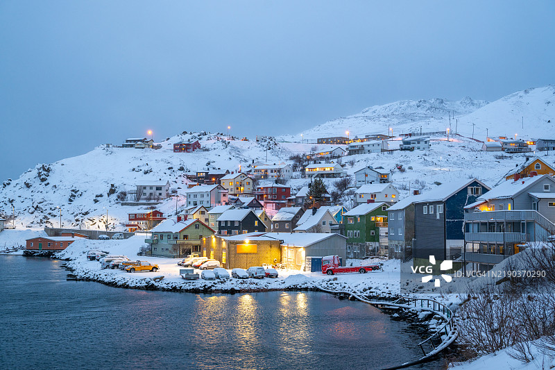 挪威霍宁斯瓦格的冬季建筑图片素材