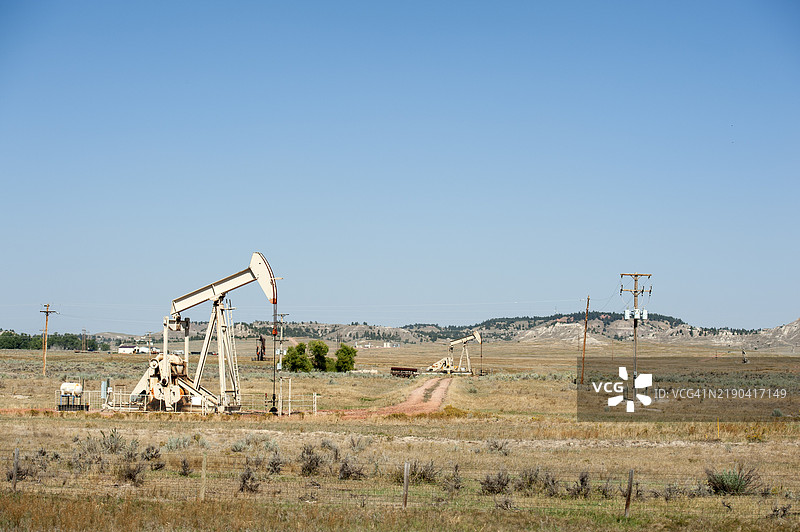 吉列地区的抽油机图片素材