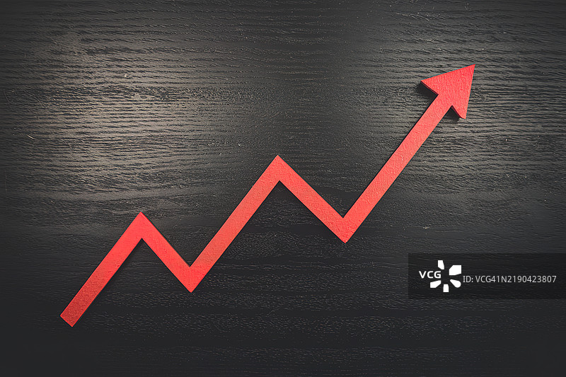 一条带有锯齿形图案的折线图图片素材