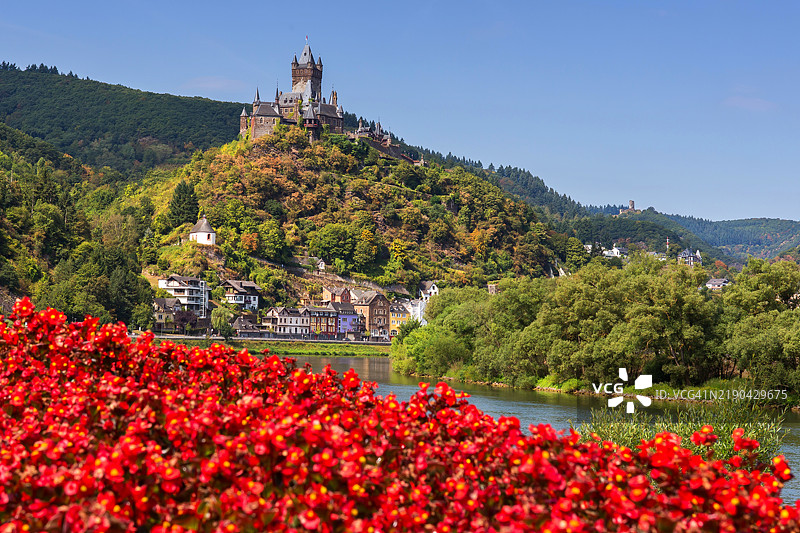 科赫姆及科赫姆城堡 - 摩泽尔谷，德国图片素材
