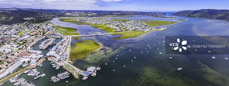 花园大道上的克尼斯纳海滨和船舶俱乐部图片素材