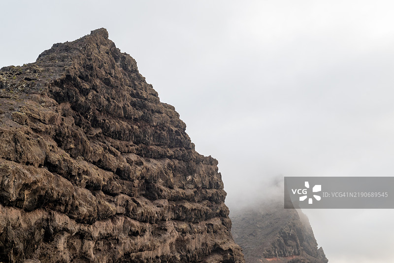 加那利群岛大加那利岛火山岩石形成的雾气图片素材