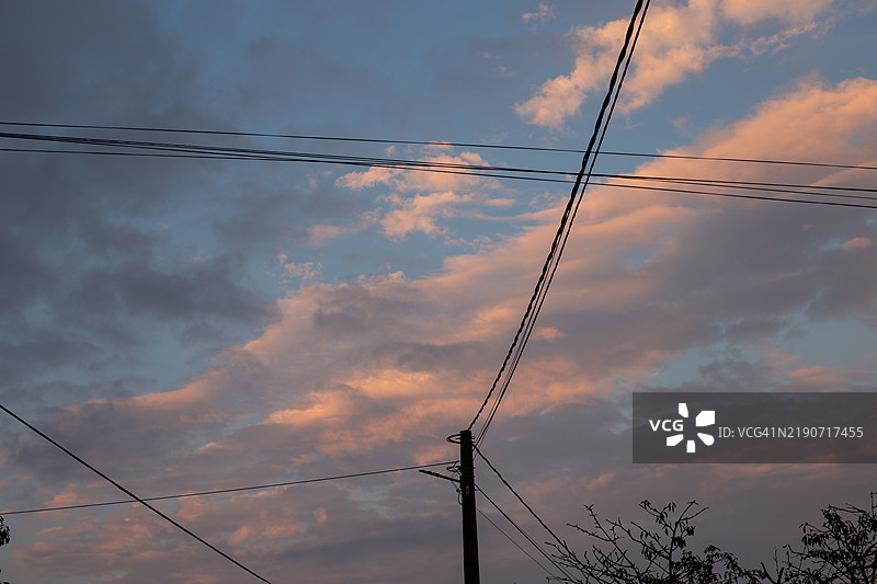 日落时的路灯图片素材