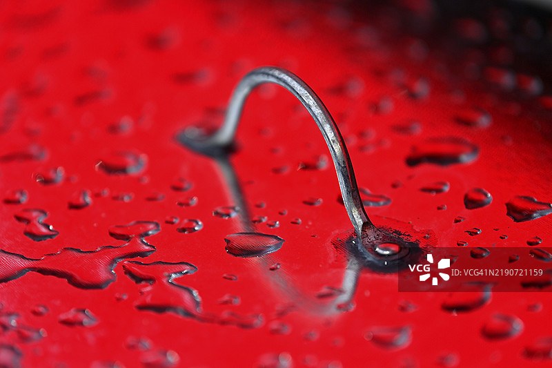 特写，金属盖，手柄，水，水滴，海登海姆，巴登-符腾堡，德国，欧洲图片素材