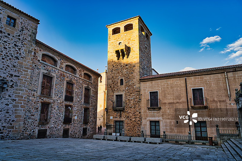 西班牙卡塞雷斯的圣乔治广场图片素材