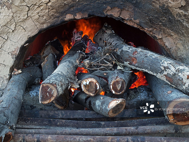 炉子的火焰与火焰图片素材