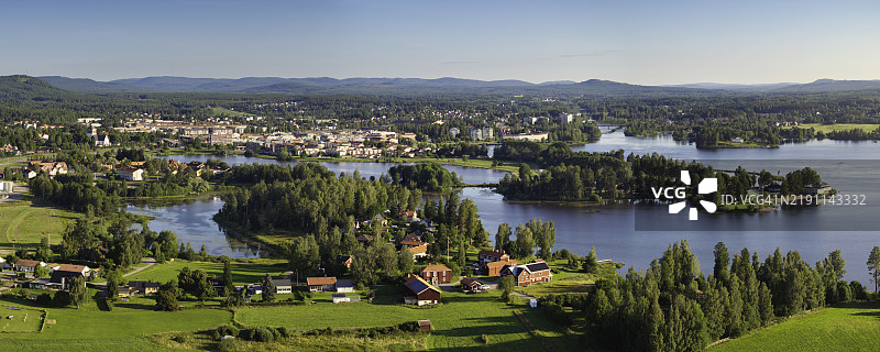 夏日的博尔纳斯鸟瞰图图片素材