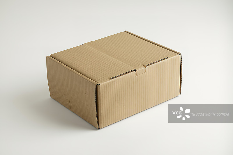 白色背景上的纸箱特写图片素材