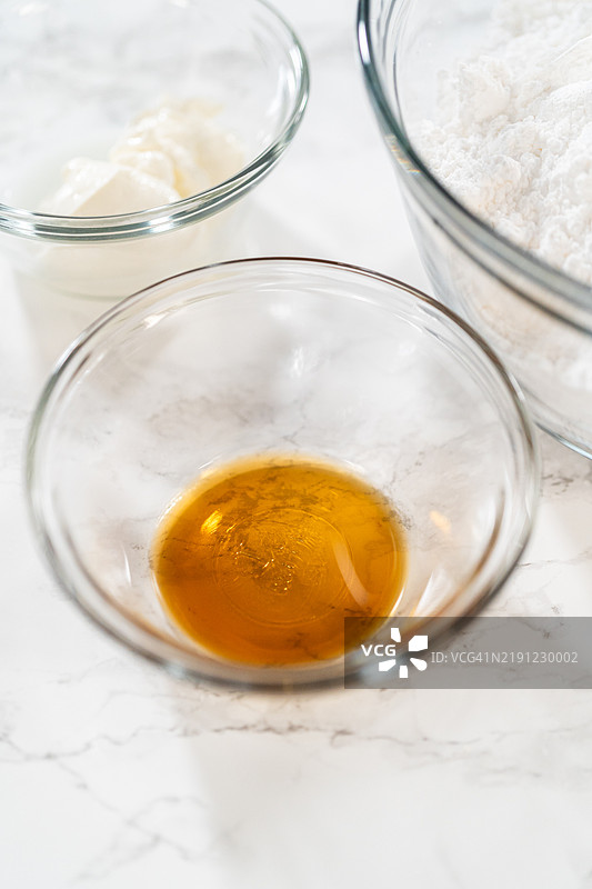 美味的自制南瓜圆环蛋糕食谱图片素材