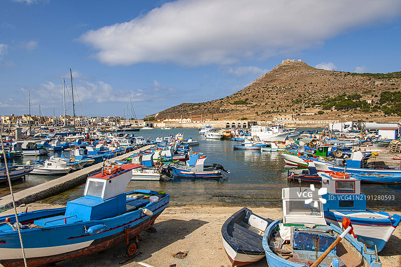 西西里岛，法维尼亚纳，渔港图片素材