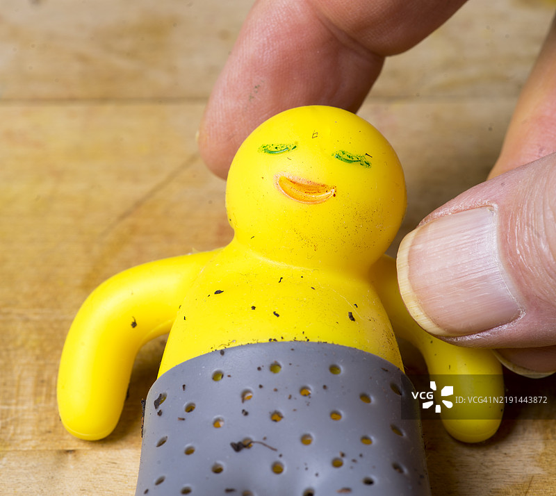 有趣的圣诞礼物……茶叶冲泡玩具图片素材