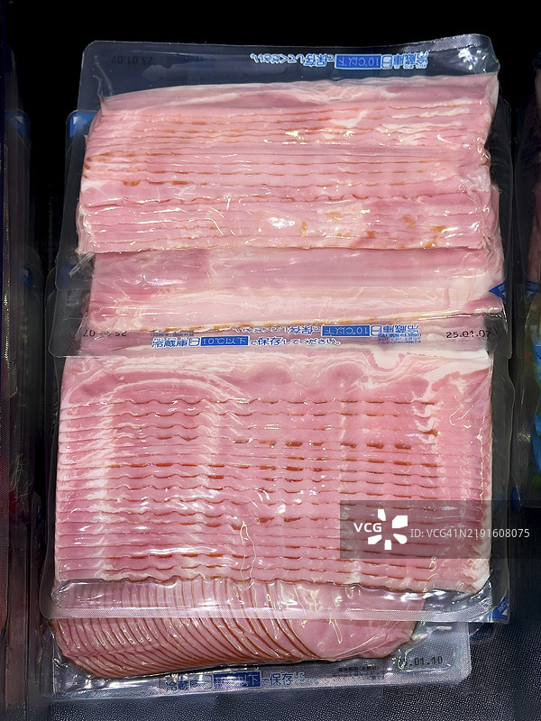 真空包装的培根片图片素材