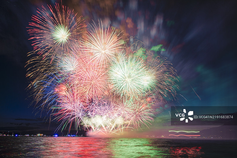 2024年本田灯光庆典图片素材