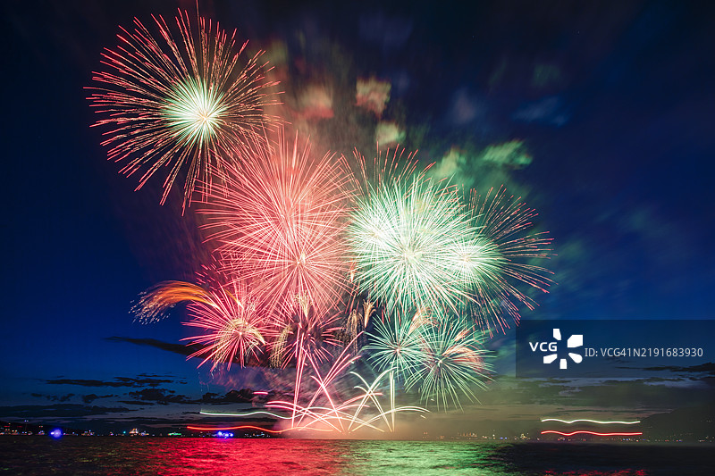 2024年本田灯光庆典图片素材