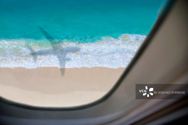 客机的影子图片素材