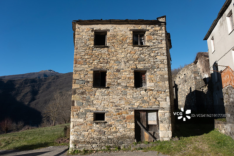 破旧的房子图片素材