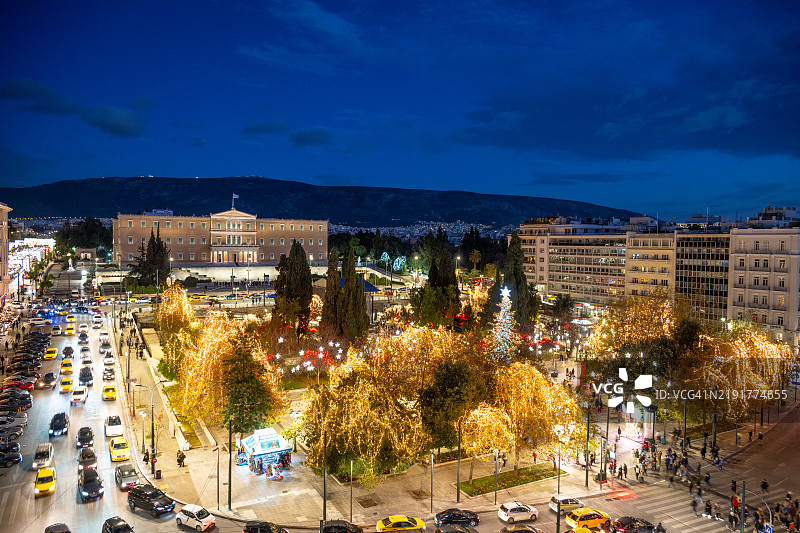 希腊雅典宪法广场的圣诞装饰图片素材