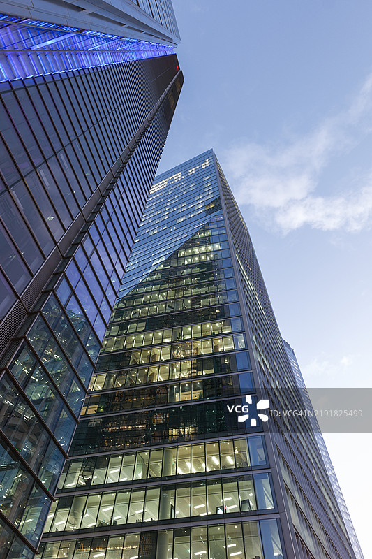 伦敦比肖普斯盖特的金融建筑外观图片素材
