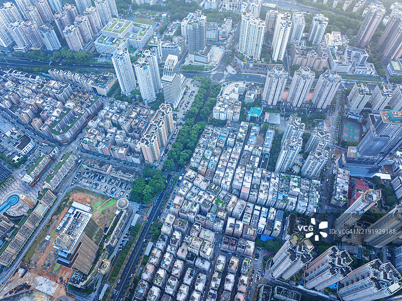 郑州中国全景天际线的航拍照片图片素材