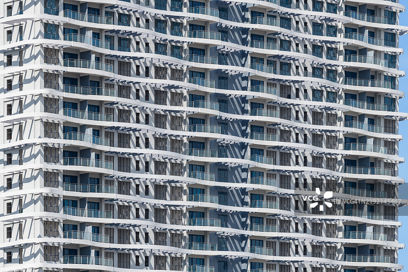 波浪形外立面的建筑图片素材