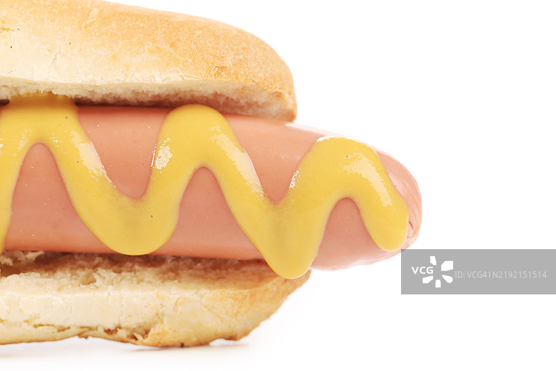 热狗三明治配黄芥末酱图片素材