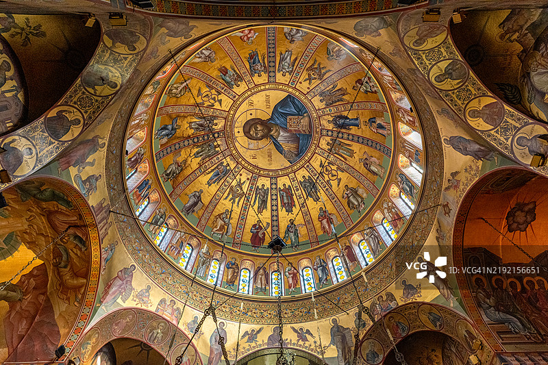 希腊塞萨洛尼基圣格雷戈里·帕拉马斯教堂的内部。图片素材