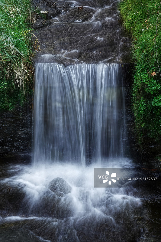 牛奶河图片素材