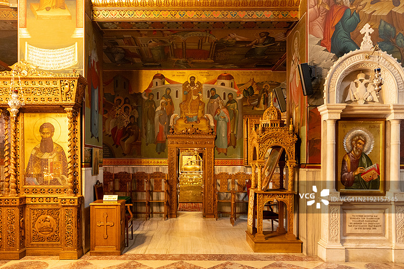 希腊塞萨洛尼基圣格雷戈里·帕拉马斯教堂的内部。图片素材