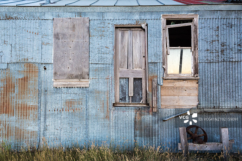 废弃的老式粮仓图片素材