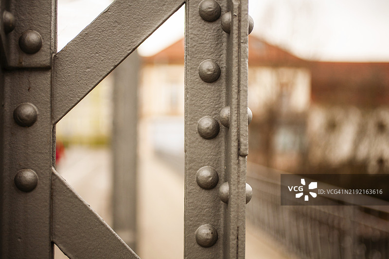 铆接金属部件，瓦森桥，细节，莱奥本，施蒂利亚，奥地利，欧洲图片素材