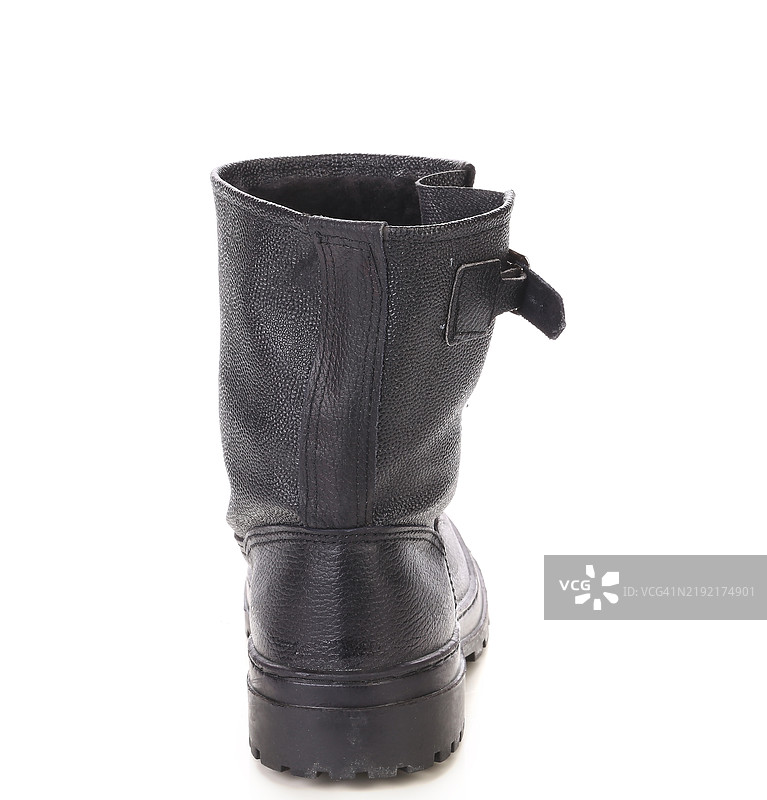 黑色鞋子在白色背景上的特写镜头图片素材