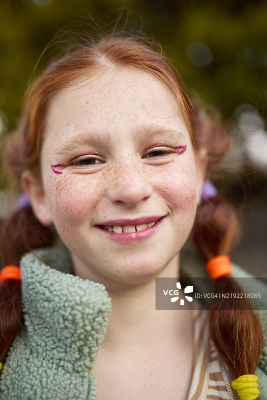 快乐的姜：灿烂的微笑图片素材