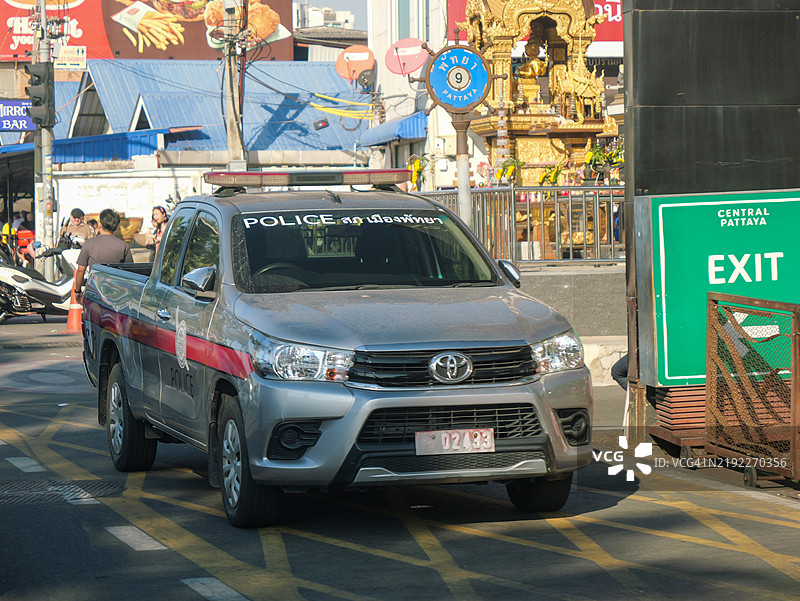 泰国芭提雅第9巷警车特写在警察局内图片素材