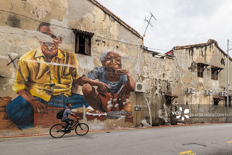 槟城乔治市的“本地商人”街头艺术。图片素材