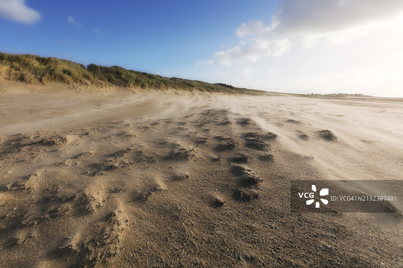 法国诺曼底上空的暴风雨图片素材