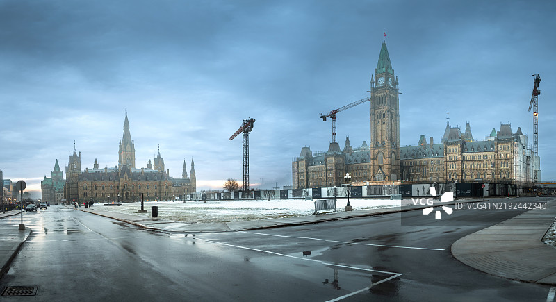 渥太华的国会山 - 雾气图片素材