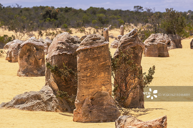尖峰岩图片素材