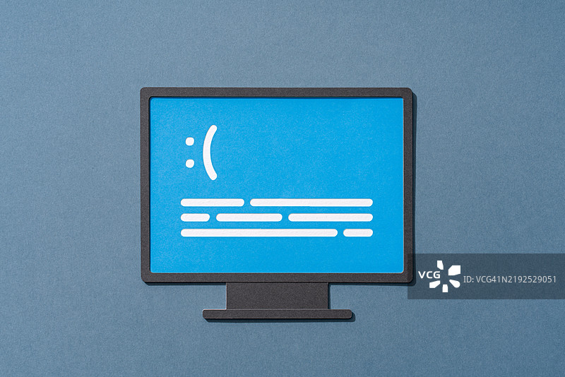 出现蓝屏死机错误的电脑图片素材