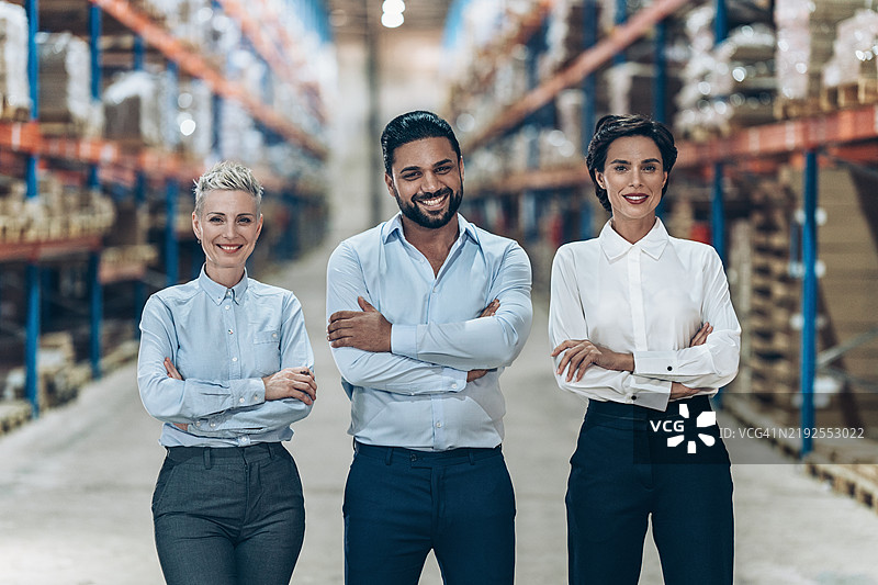 仓库业务人员和经理团队图片素材