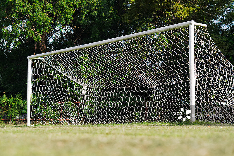 足球场上的球门图片素材