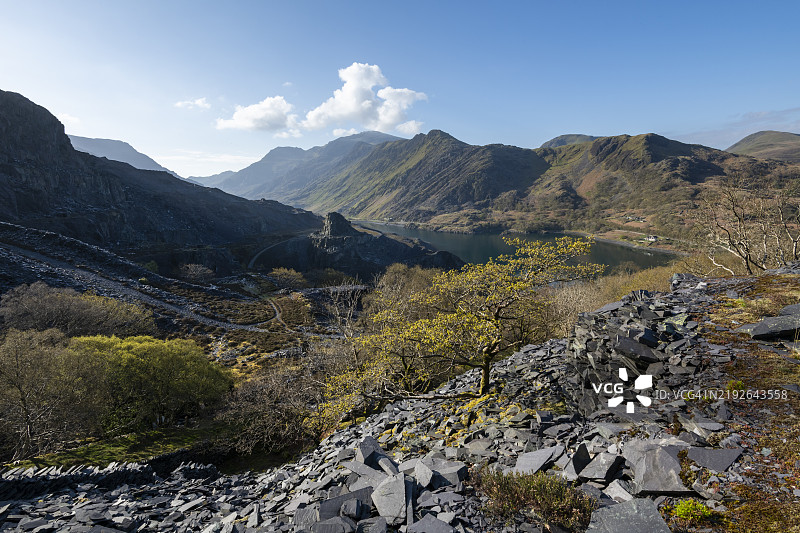 北威尔士迪诺维格采石场周围的戏剧性风景图片素材