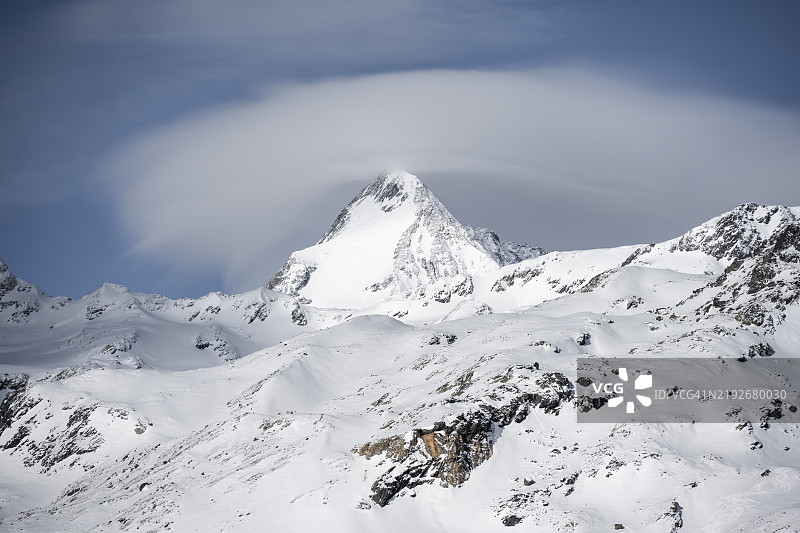 国王尖峰，雪覆盖的山脉风景，奥特勒阿尔卑斯山，芬施高谷，意大利，欧洲图片素材