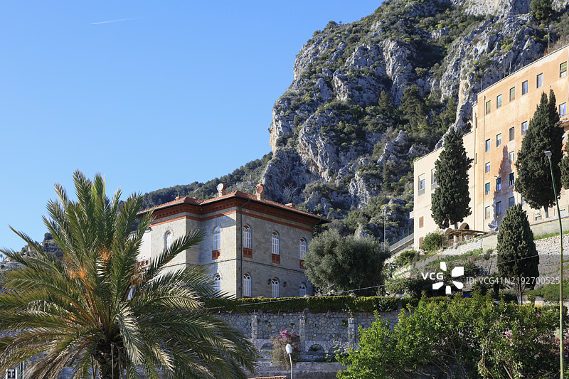 圣路德维克和圣路易斯边境，法国门顿与意大利文蒂米利亚之间的边界，地中海图片素材