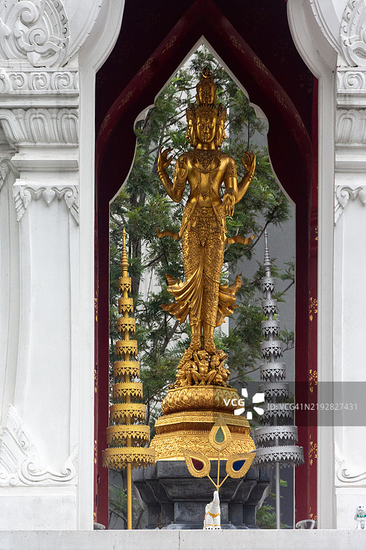 拉差达米瑞路上的三位一体神龛图片素材