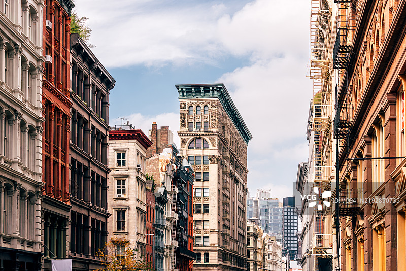 纽约市的SoHo区在阳光明媚的日子里图片素材