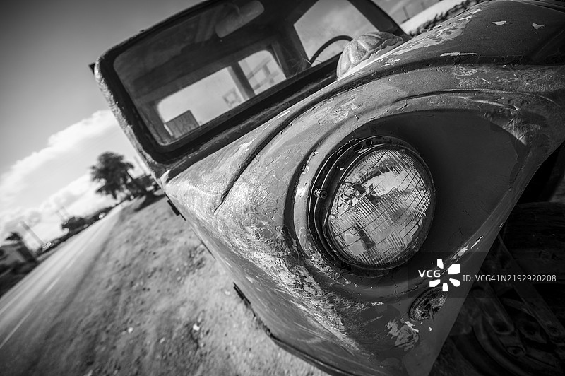 废弃的废车图片素材