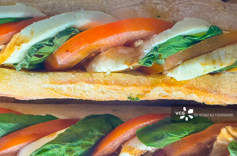 传家宝卡普雷塞法式长棍面包图片素材