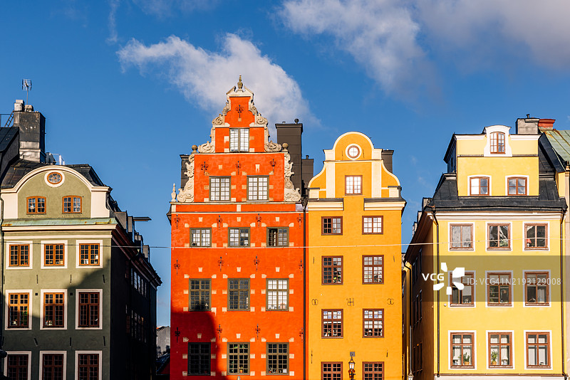 斯德哥尔摩老城的斯托尔特广场上五彩斑斓的建筑图片素材