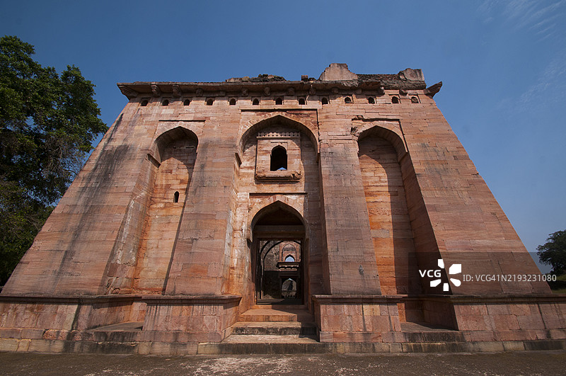 印度中央邦曼杜的秋千宫（Hindola Mahal）。图片素材