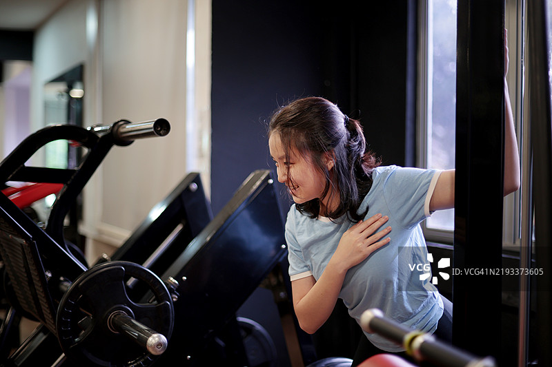 健身房健身图片素材